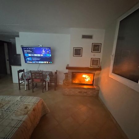 Private Room With Independent Entrance Аркоре Экстерьер фото